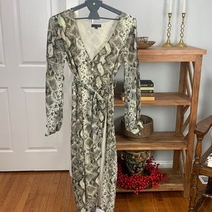 JLUXLABEL Snake Print Flowy Dress with Slit Sz Small